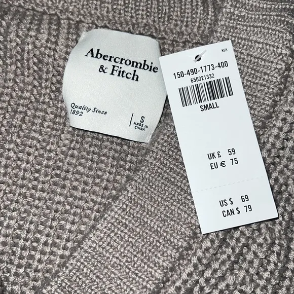 ABERCROMBIESLOUCHY V-Neck Sweater
