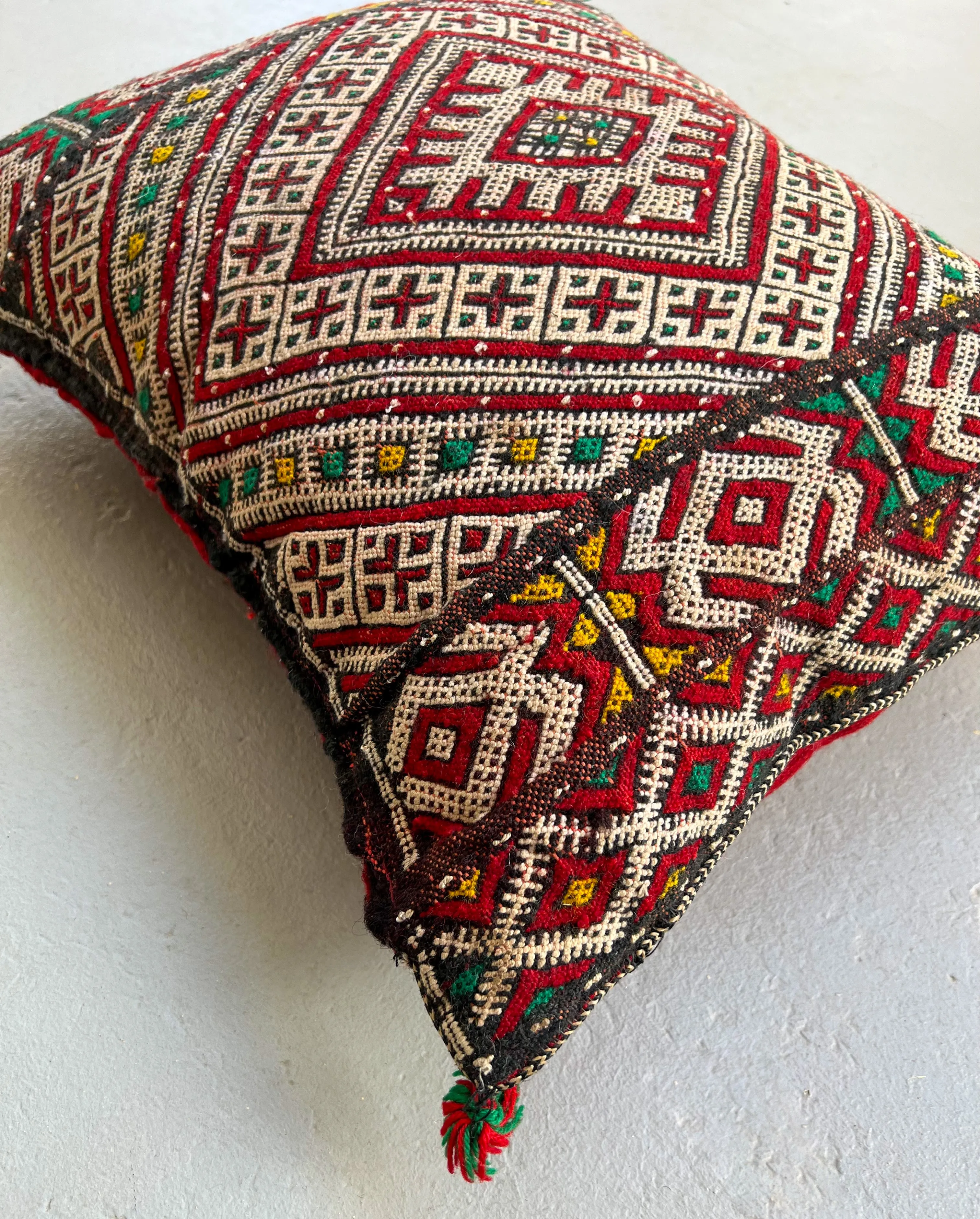 Ain Leuh Pillow - Red Paw