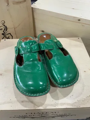Alegria Clogs By PG Lite Women's size 9 Color Green