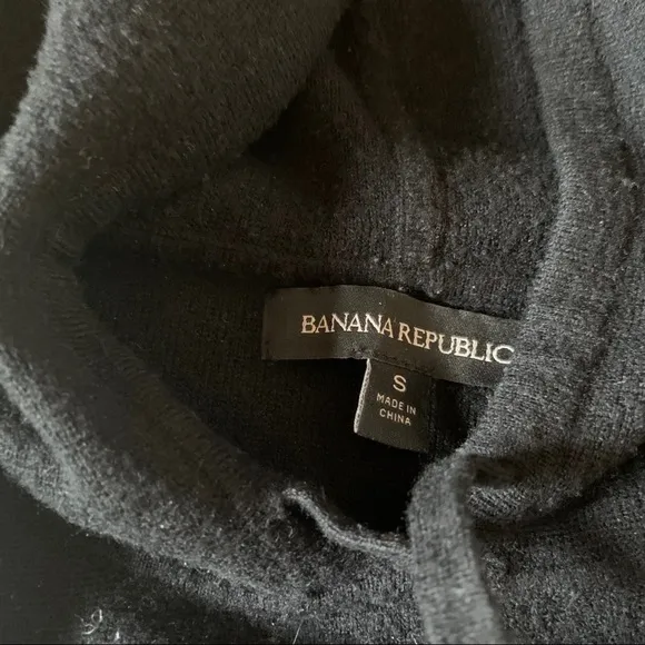 ❤️Banana Republic sweater hoodie - S