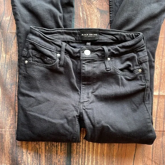 Black Orchid Chrissy Kick Flare Jeans