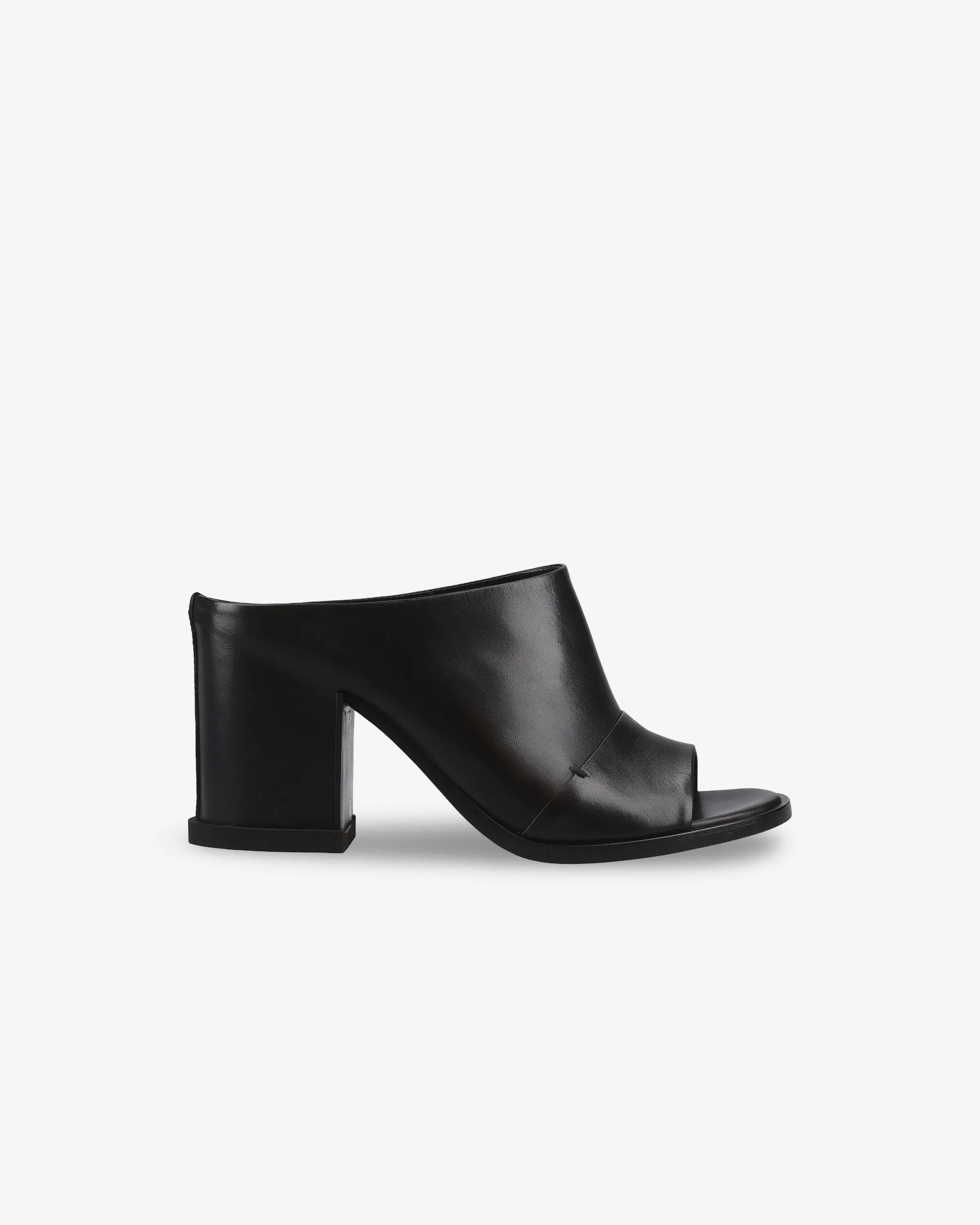 Calfskin Embedded Heel Sabot