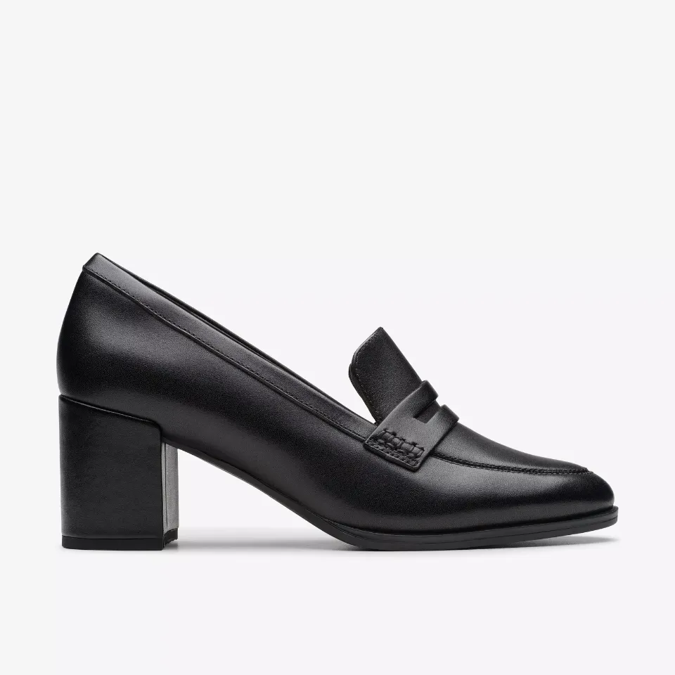 Clarks Women's Freva55 Edge Black Leather