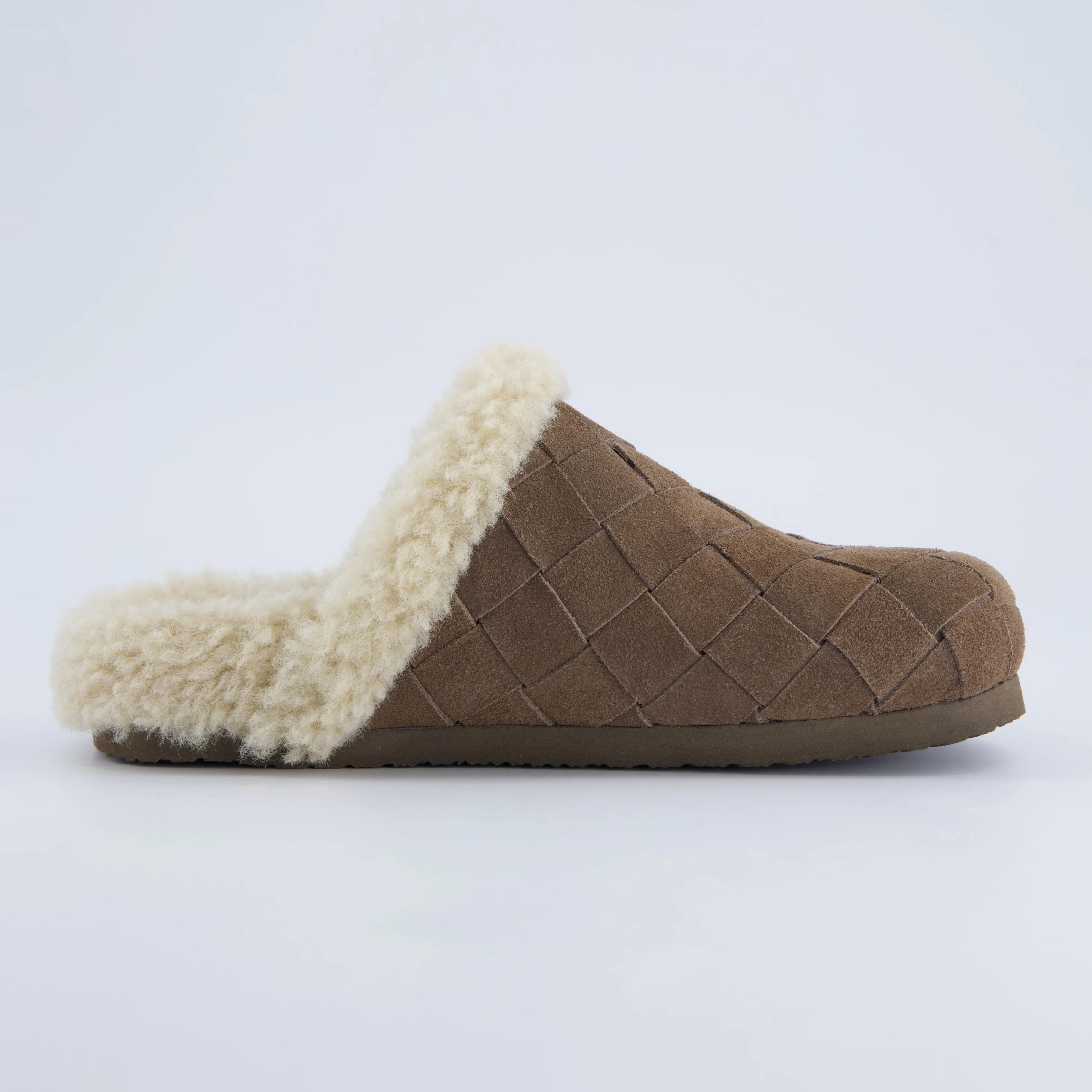 Cliche Suede Slipper