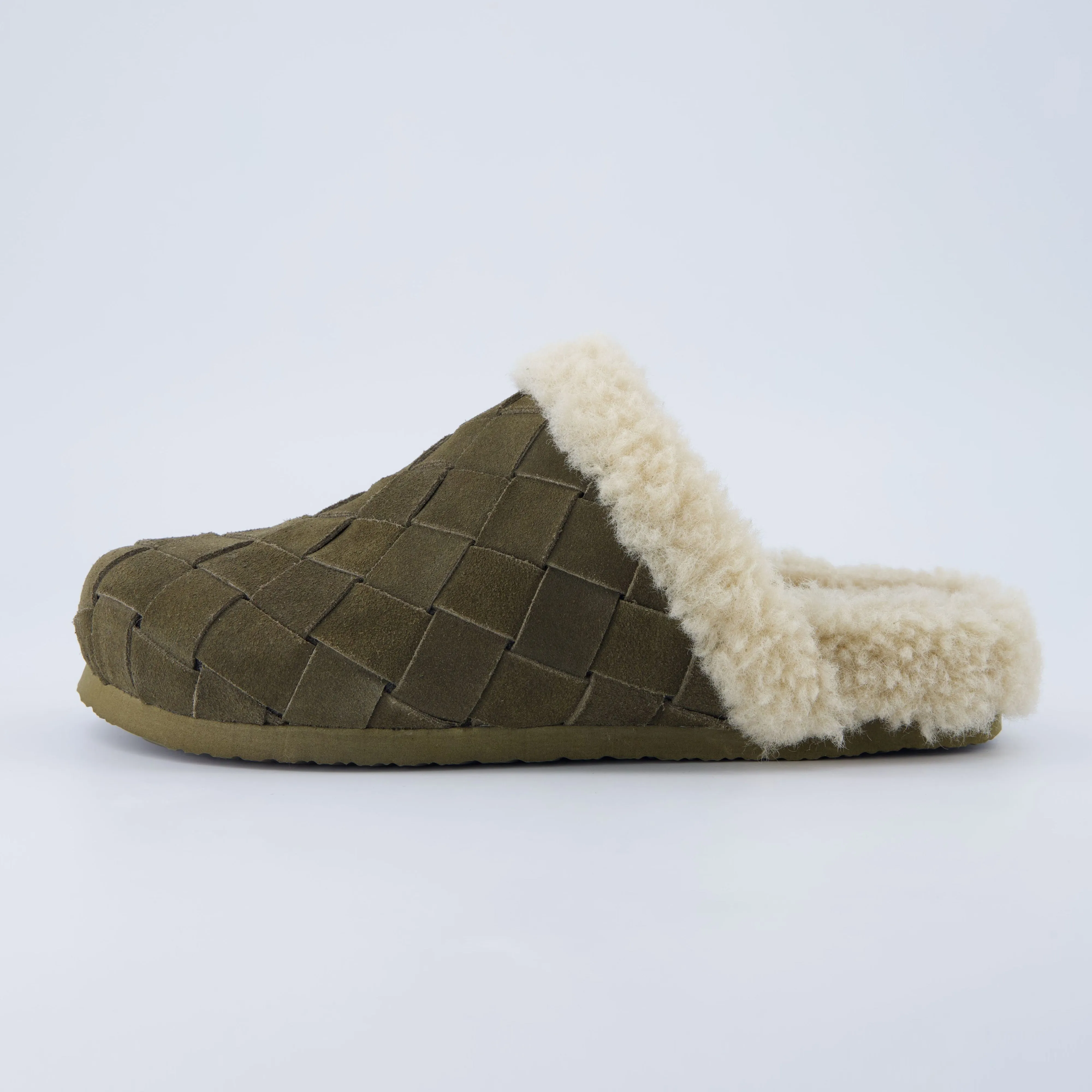 Cliche Suede Slipper