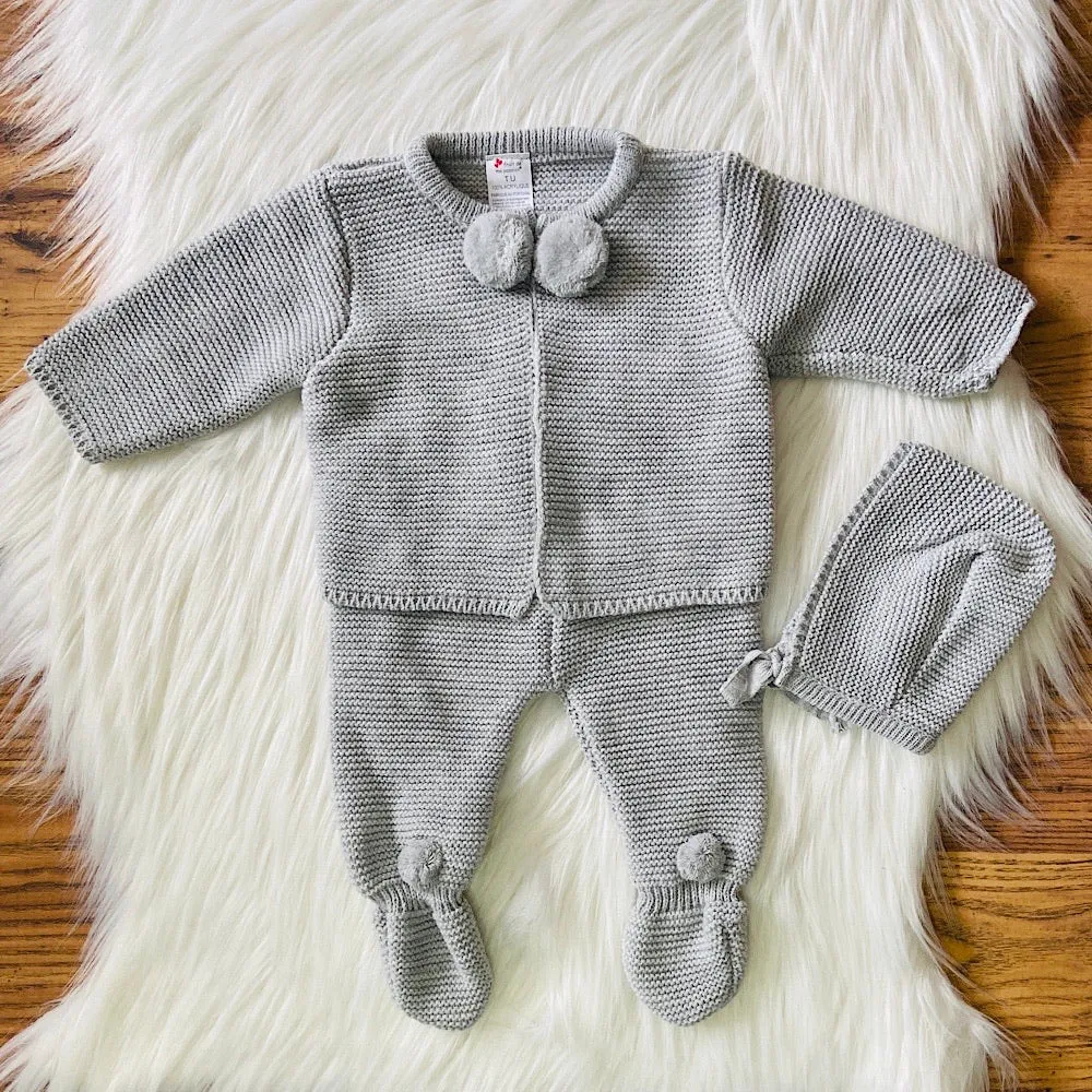 Knitted 3 piece Pom set (grey)