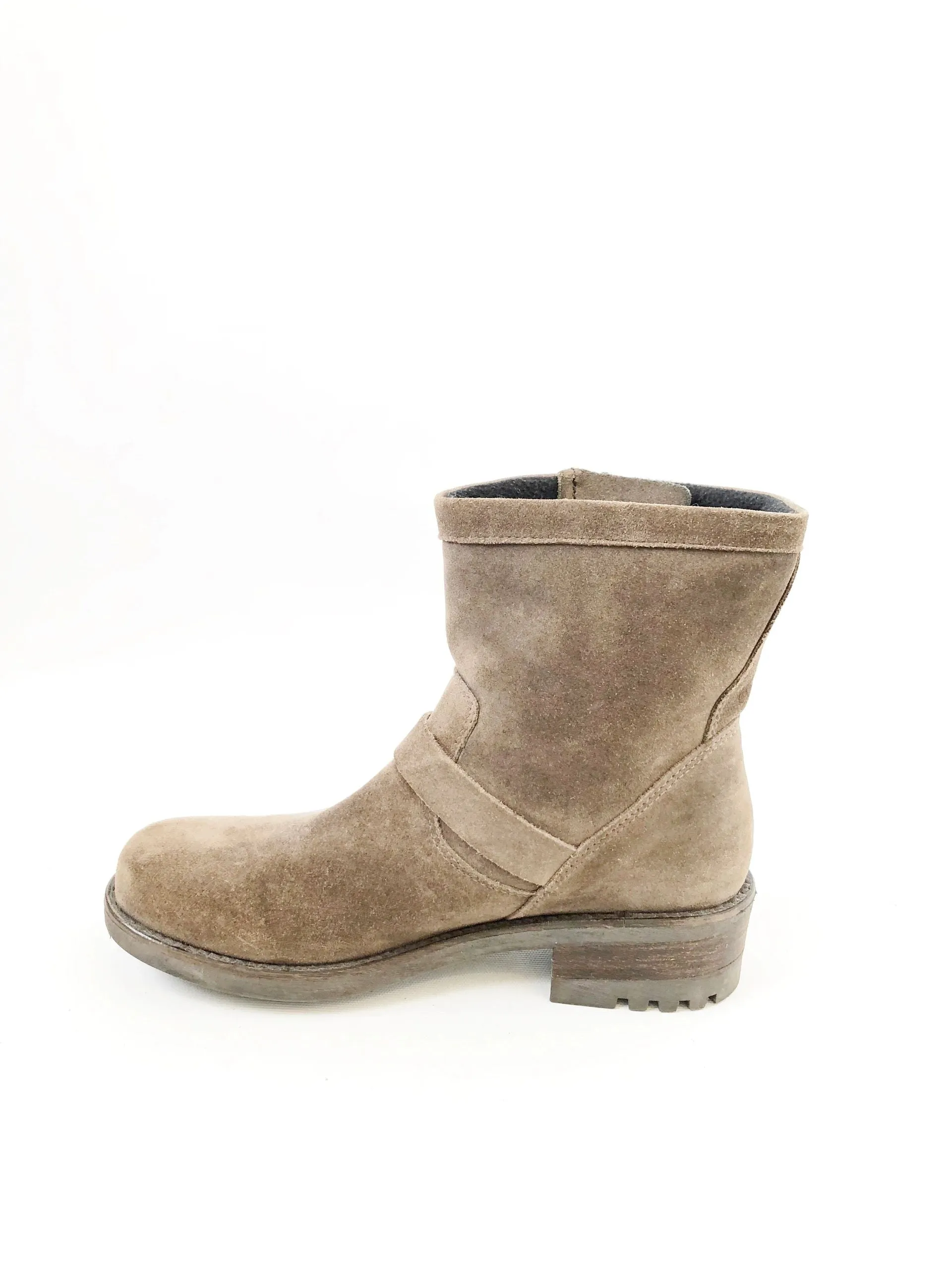 La Canadienne Buckle Boot Size 8.5 M