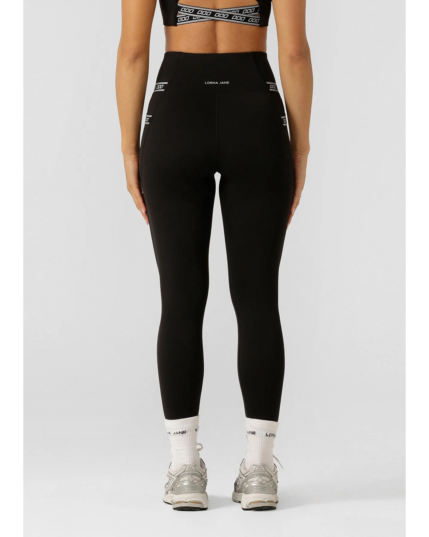 Lorna Jane Iconic Swift Ankle Biter Leggings - Black