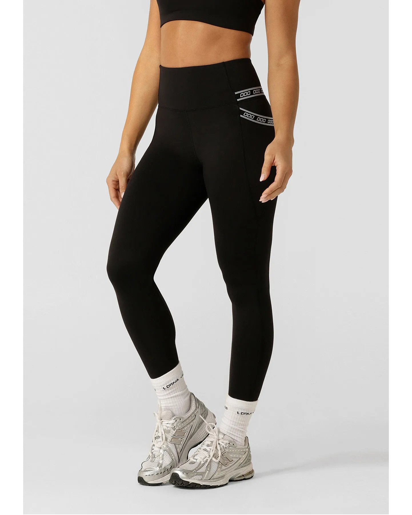 Lorna Jane Iconic Swift Ankle Biter Leggings - Black