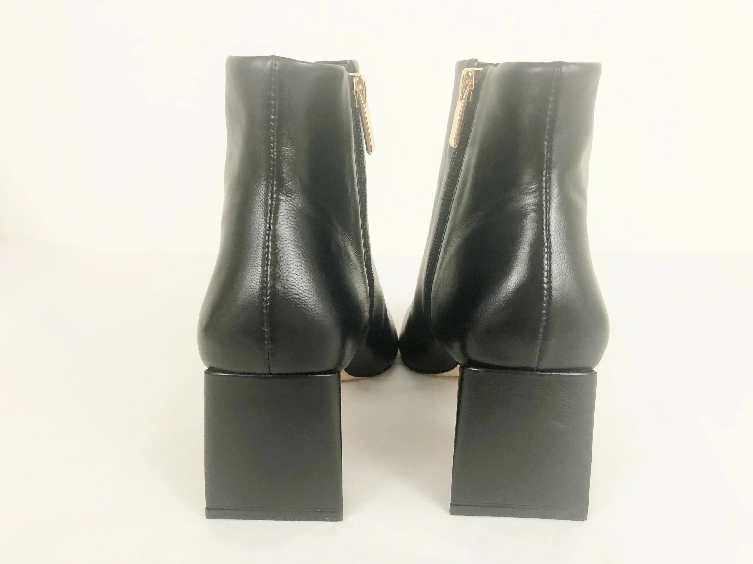 NEW Bootie Size 7
