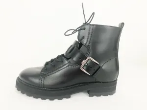 NEW Tod's With Sherpa Boots Size 7