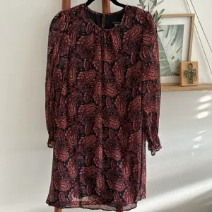 NWOT paisley dress