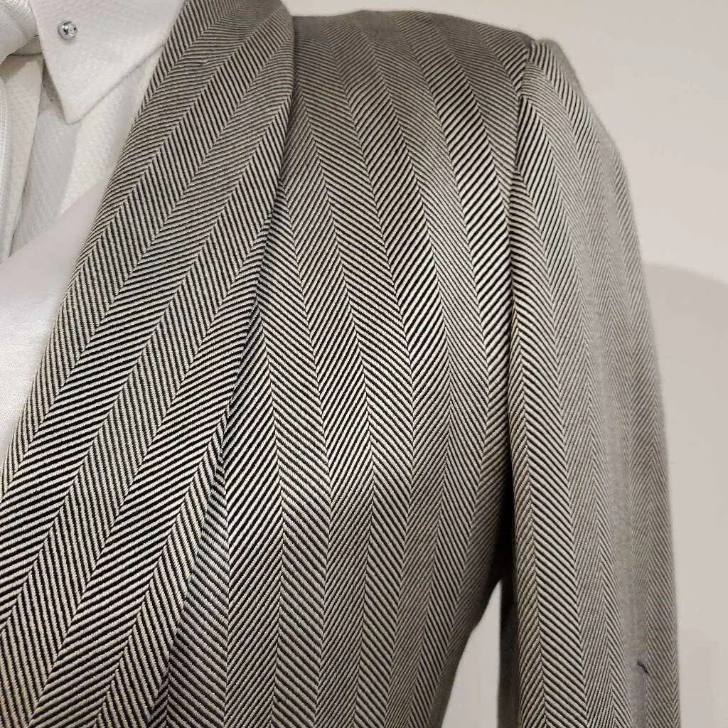 Silver daycoat Some Tail Stains
