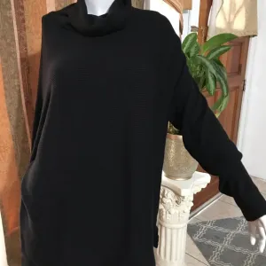 TTAHARI size XL