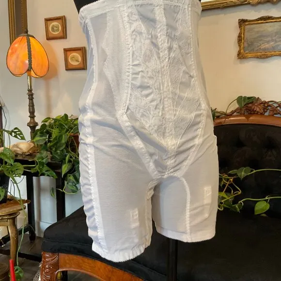 Vintage Rago Extra Firm Zippered High Waist Long Leg Shaper Size 32 White