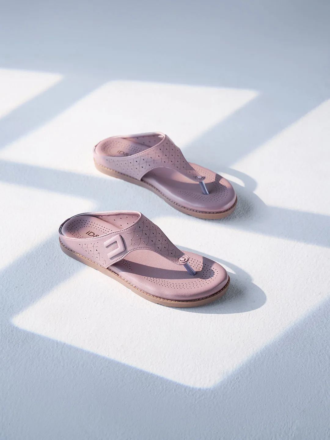 Women's Lavender Thong Sandals (IU6016)